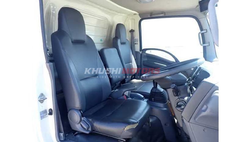 2017 Isuzu ELF image-5