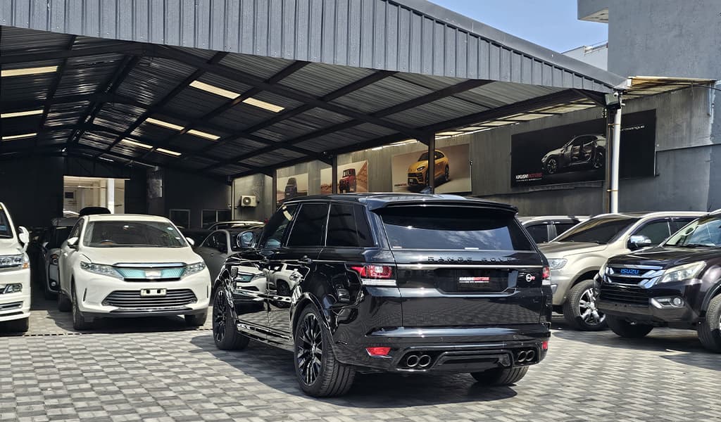 2017 Land Rover Range Rover Sport Svr image-10