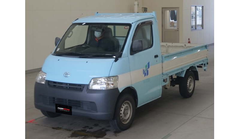 2017 Toyota Townace image-2