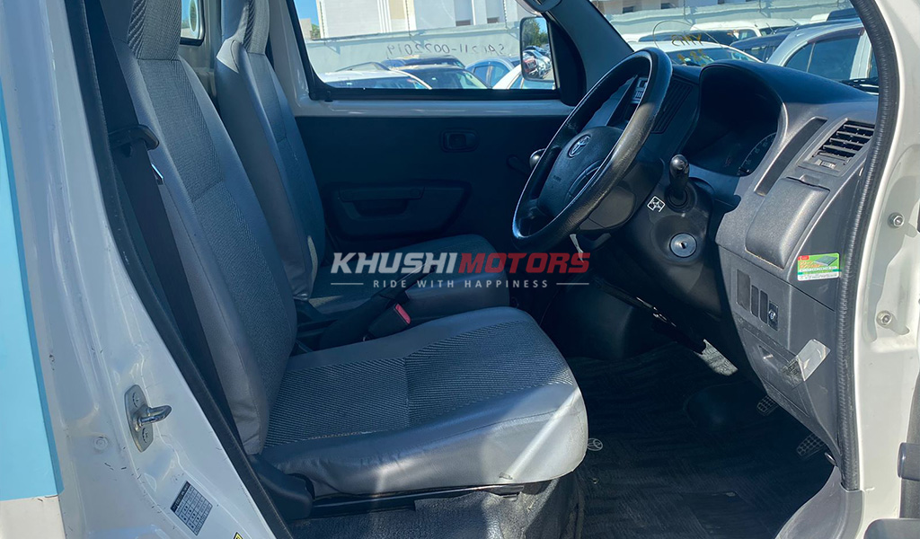 2017 Toyota Townace image-12