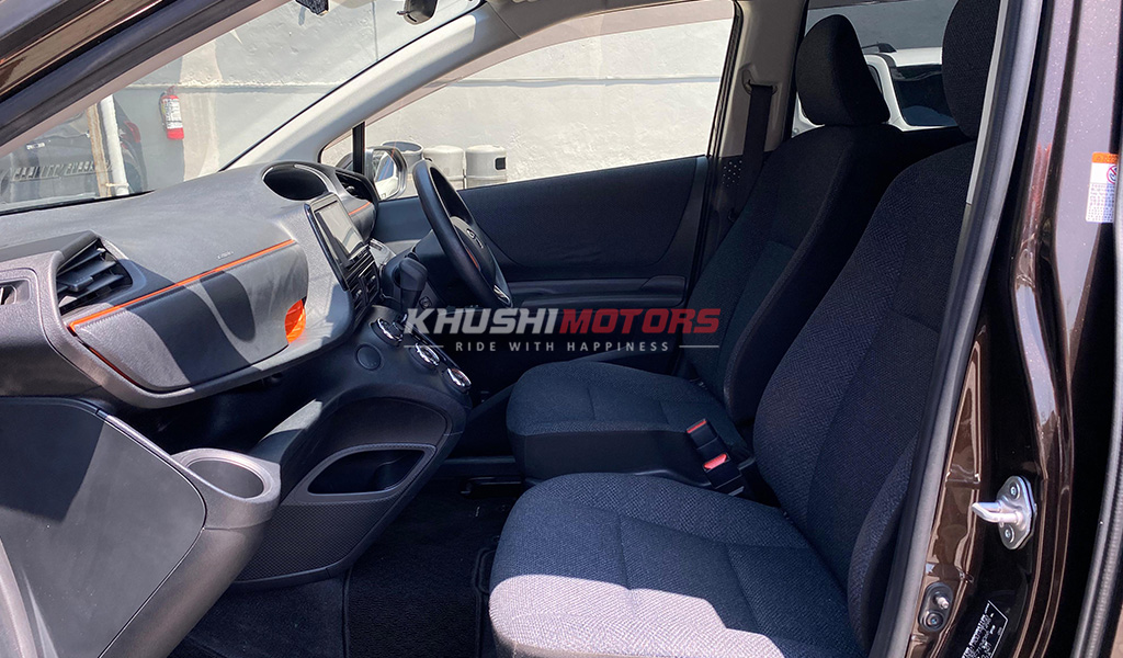2017 Toyota Sienta image-9