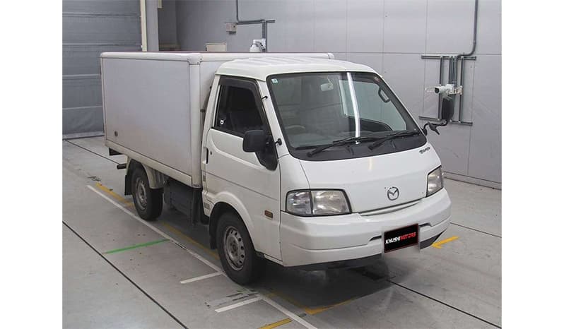 2017 Mazda Bongo image-2