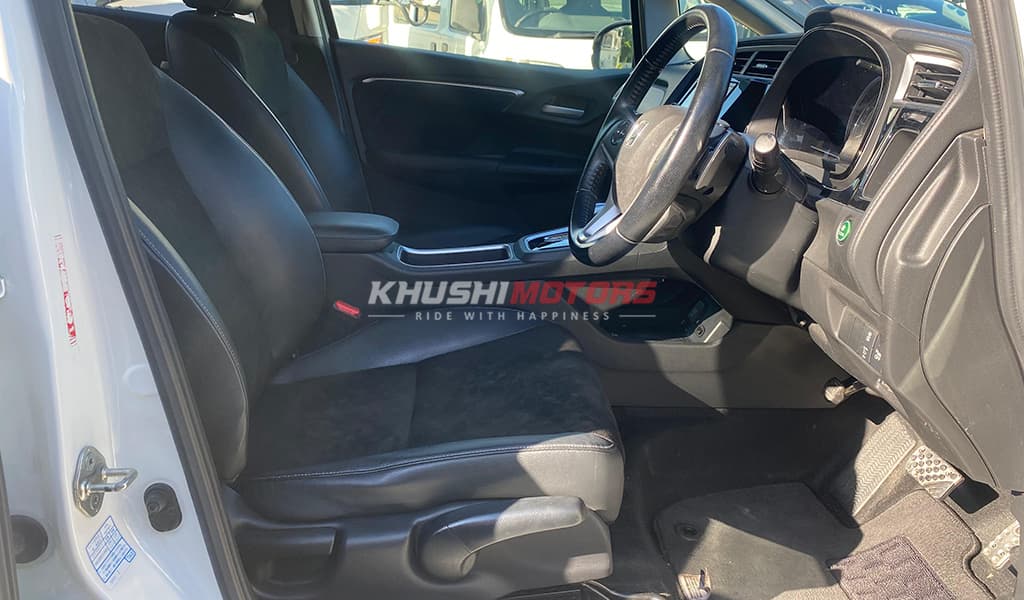 2017 Honda Shuttle image-9