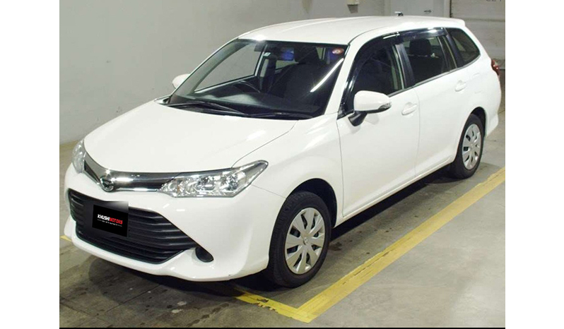 2017 Toyota Corolla Fielder image-2