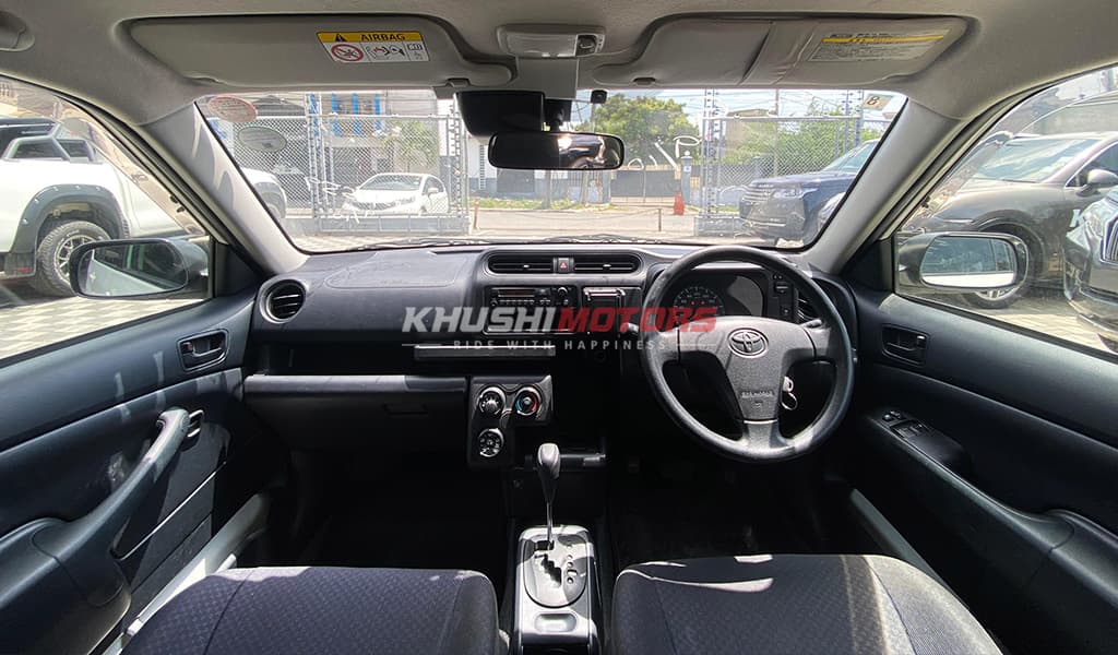 2017 Toyota Probox image-14