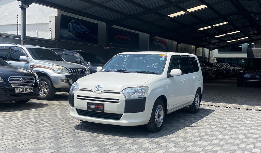 2017 Toyota Probox image-17