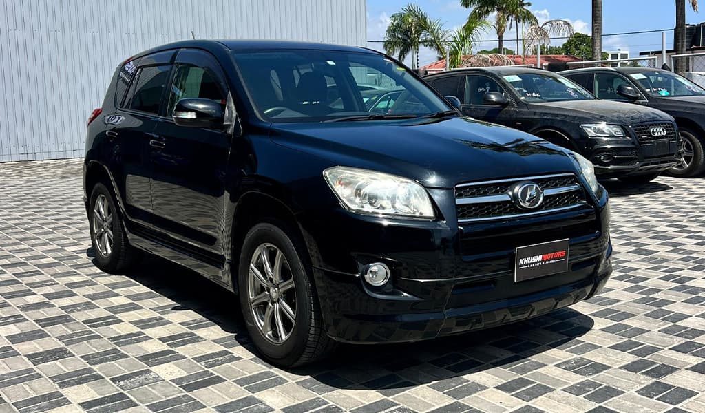 2011 Toyota RAV4 image-1