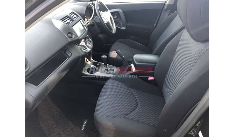 2011 Toyota RAV4 image-10