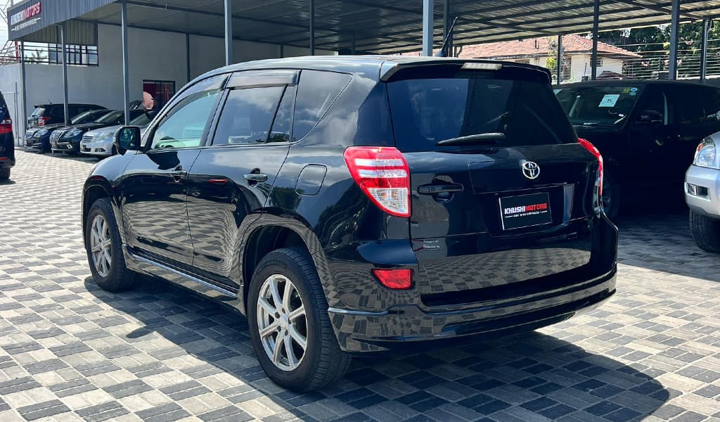 2011 Toyota RAV4 image-13