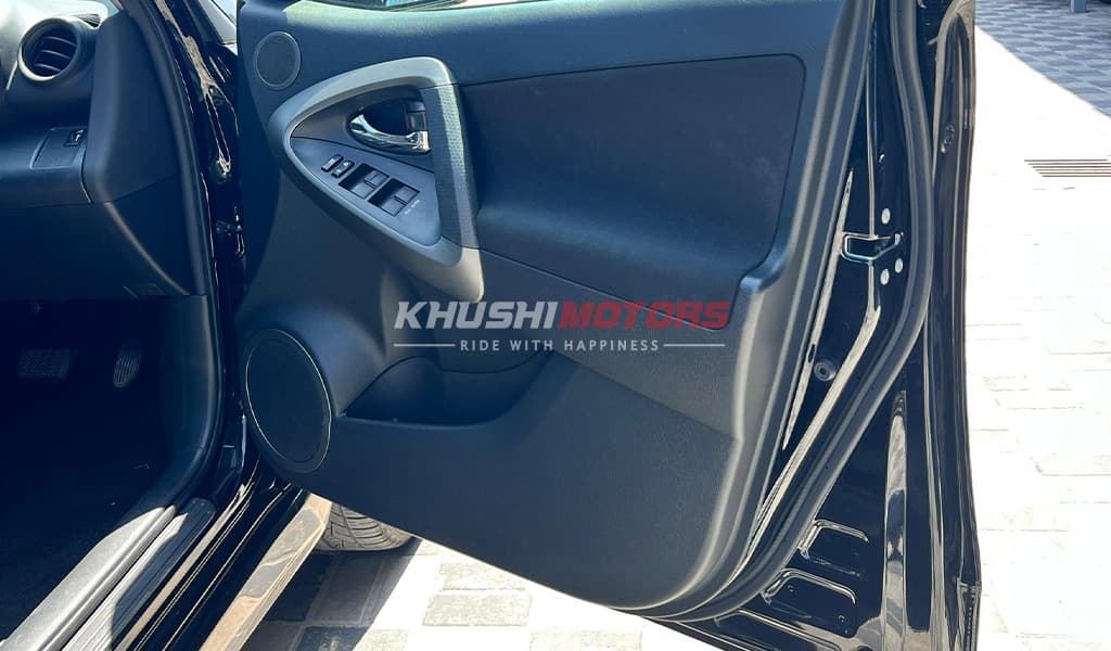 2011 Toyota RAV4 image-15