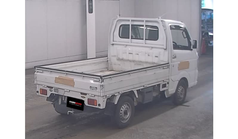 2017 Suzuki Carry image-3