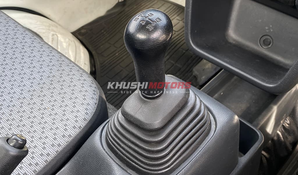 2017 Suzuki Carry image-8