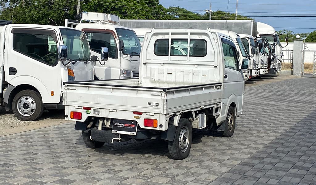 2017 Suzuki Carry image-11