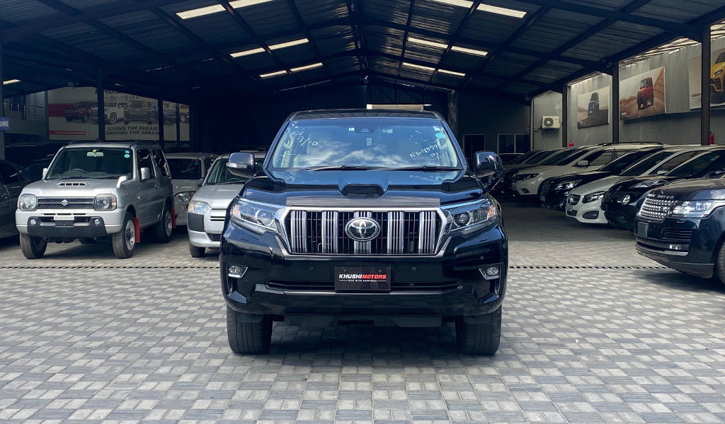 2018 Toyota Land Cruiser Prado image-1