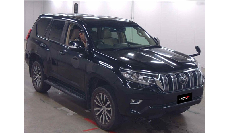 2018 Toyota Land Cruiser Prado image-2