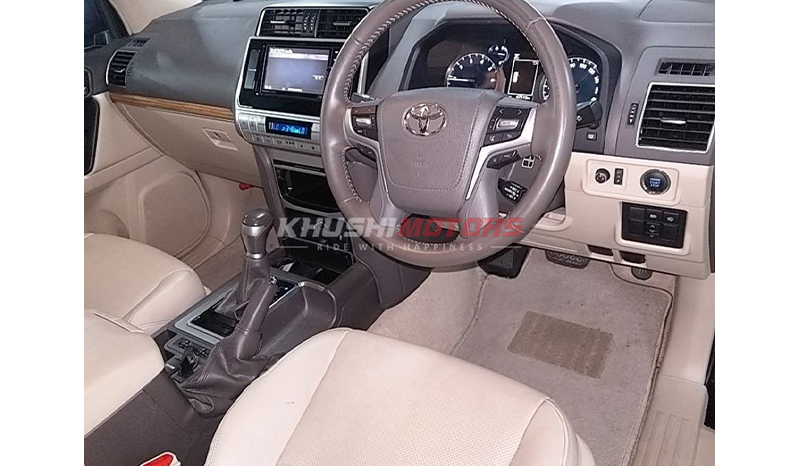 2018 Toyota Land Cruiser Prado image-6
