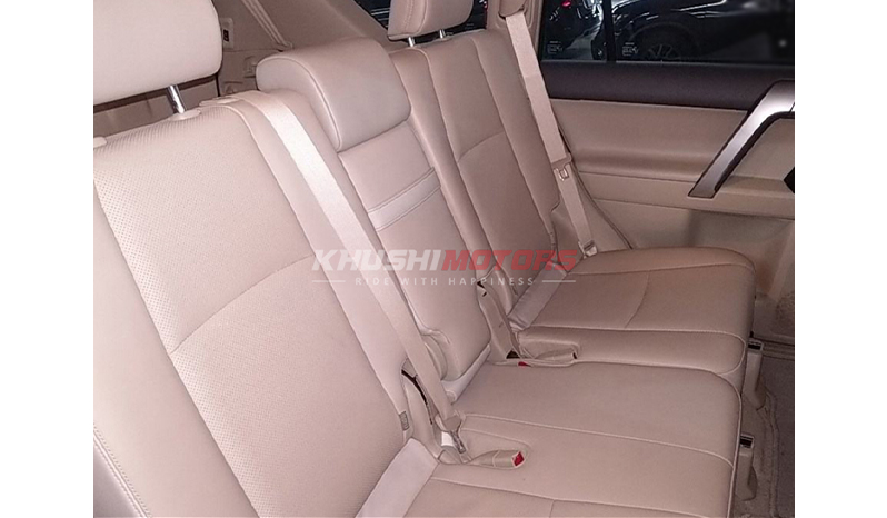 2018 Toyota Land Cruiser Prado image-7