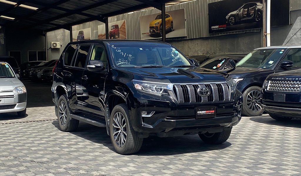 2018 Toyota Land Cruiser Prado image-8