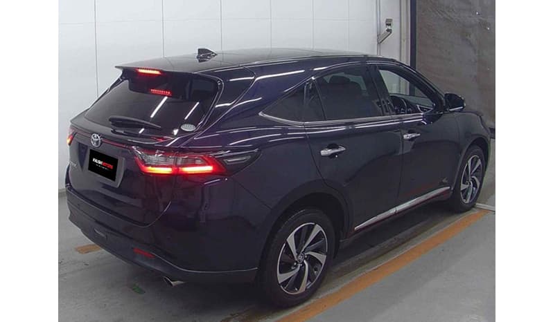2017 Toyota Harrier image-3