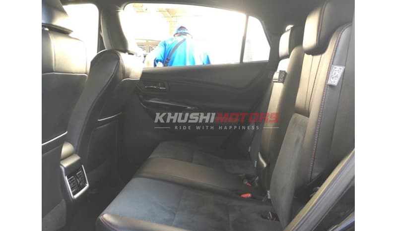 2017 Toyota Harrier image-5
