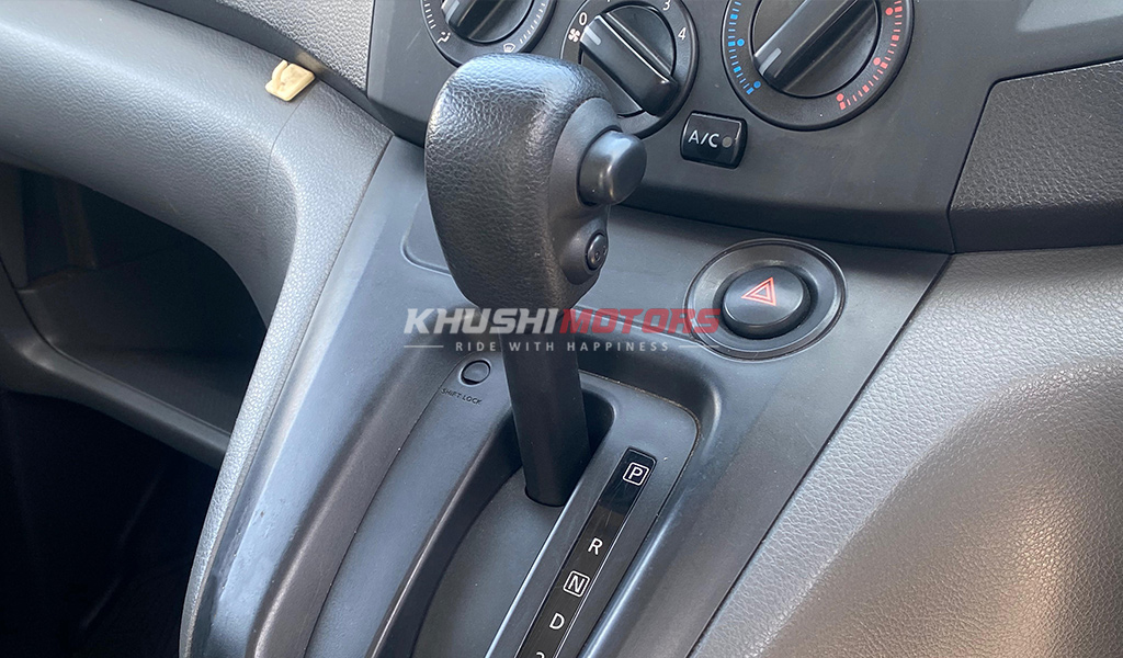 2017 Nissan NV200 image-10