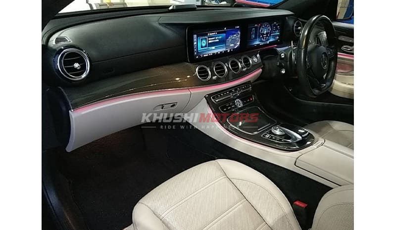 2017 Mercedes-Benz E43 image-2
