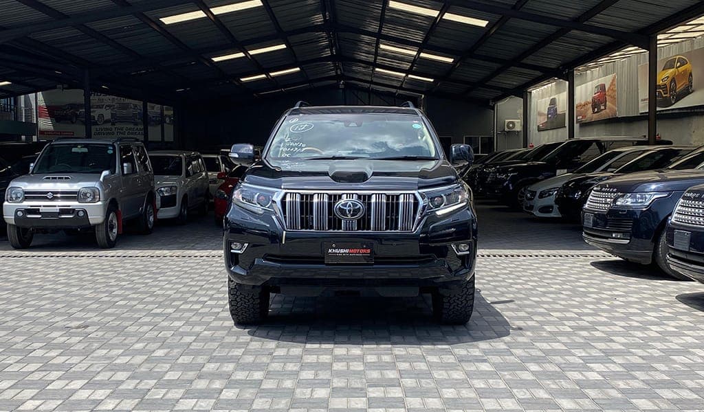 2018 Toyota Land Cruiser Prado image-1