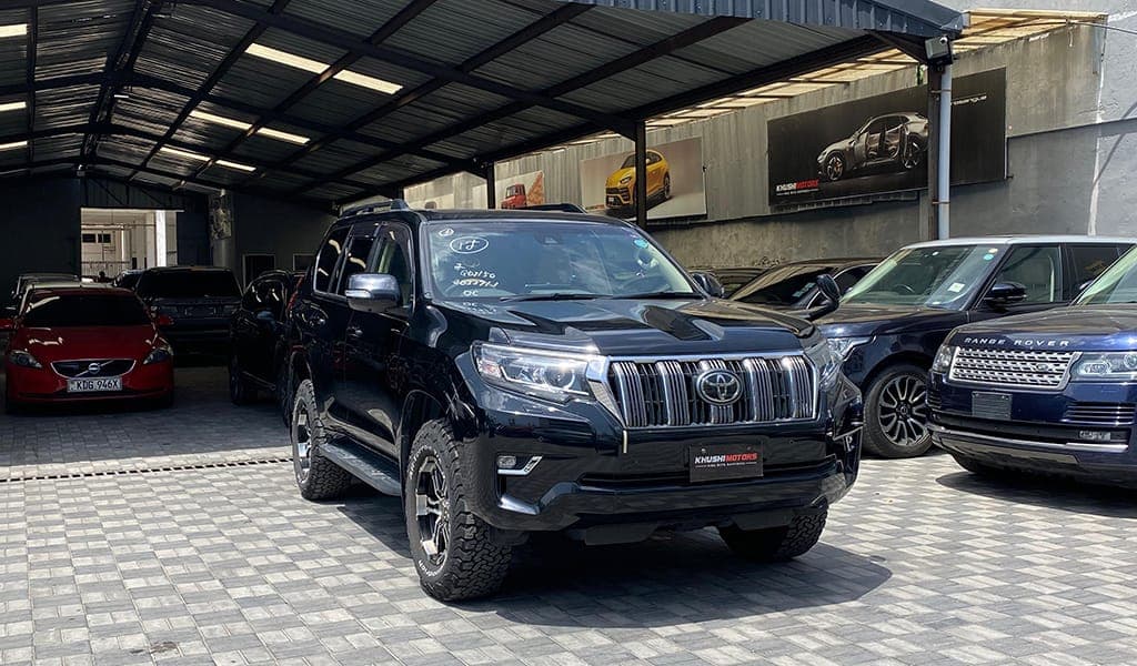 2018 Toyota Land Cruiser Prado image-15