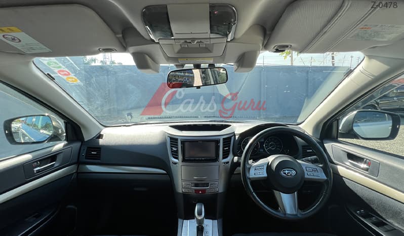 2011 Subaru Legacy Outback image-5