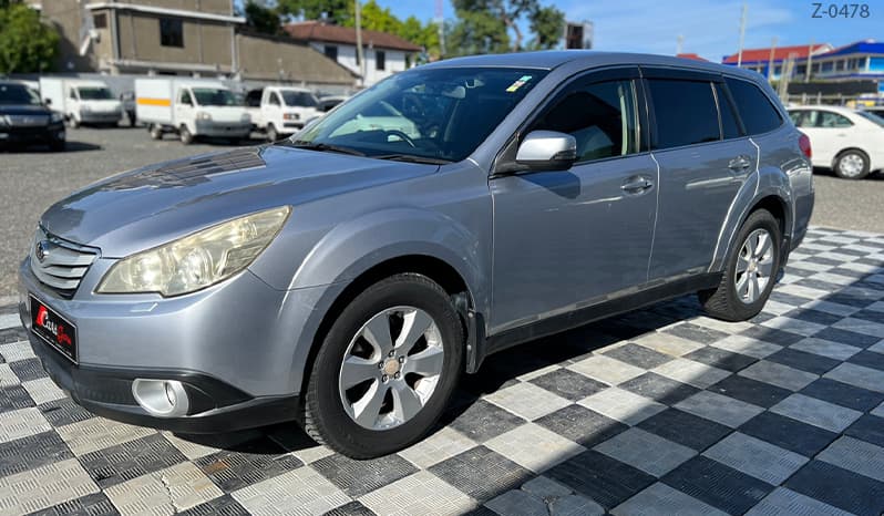 2011 Subaru Legacy Outback image-10