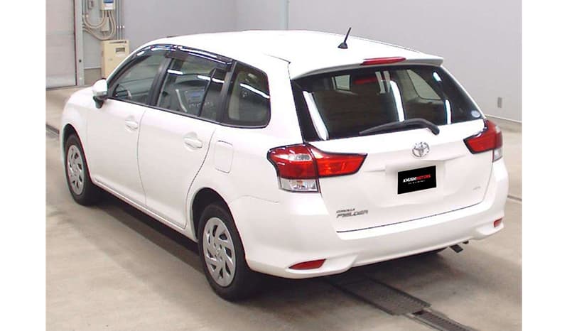 2017 Toyota Corolla Fielder image-5