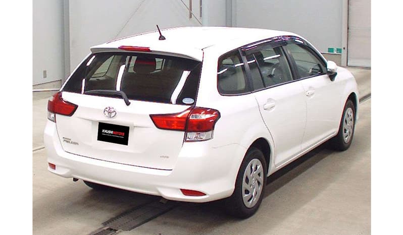 2017 Toyota Corolla Fielder image-6