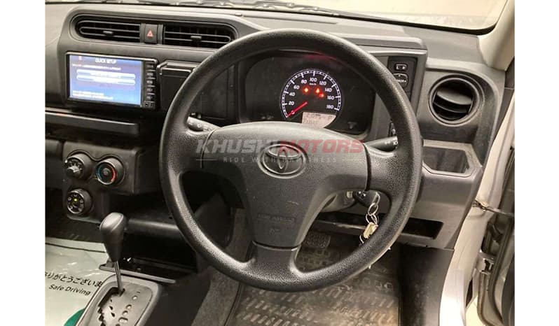 2018 Toyota Succeed image-5