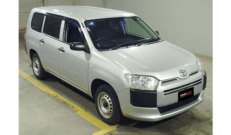 2017 Toyota Probox image-1