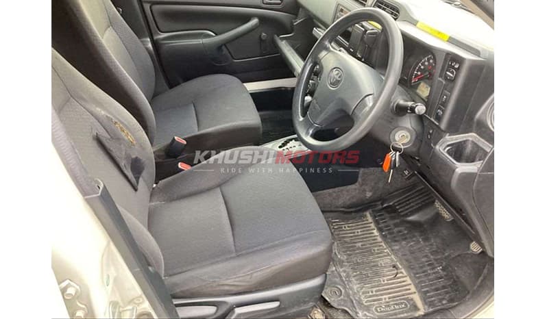 2017 Toyota Probox image-4