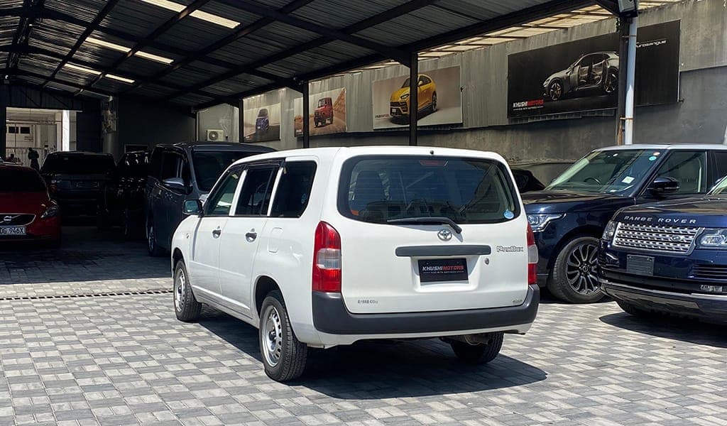 2017 Toyota Probox image-15