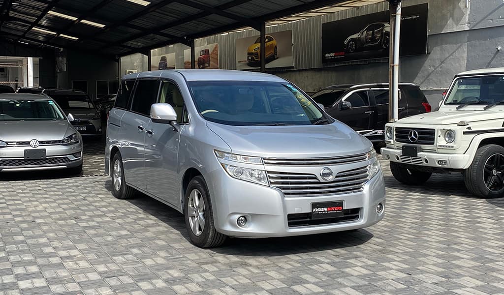 2017 Nissan Elgrand image-6