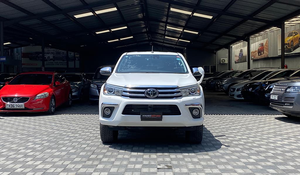 2018 Toyota Hilux image-1