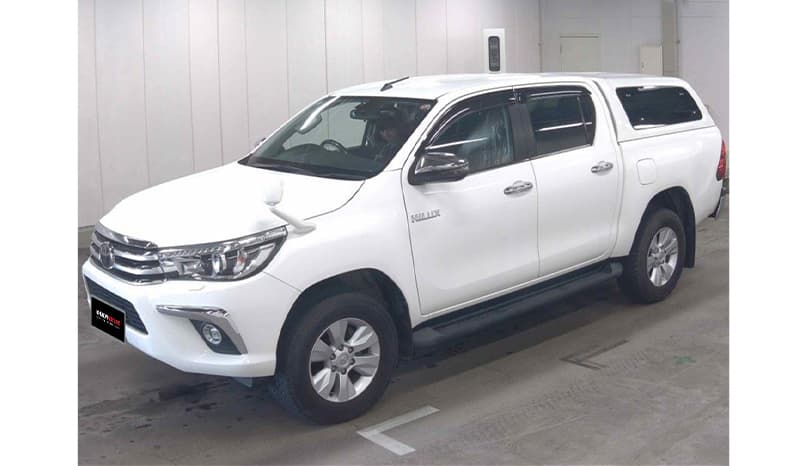 2018 Toyota Hilux image-2