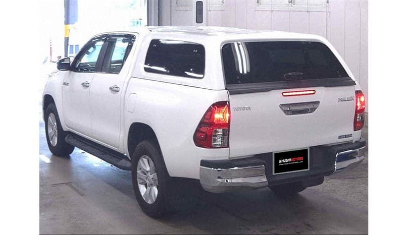 2018 Toyota Hilux image-6