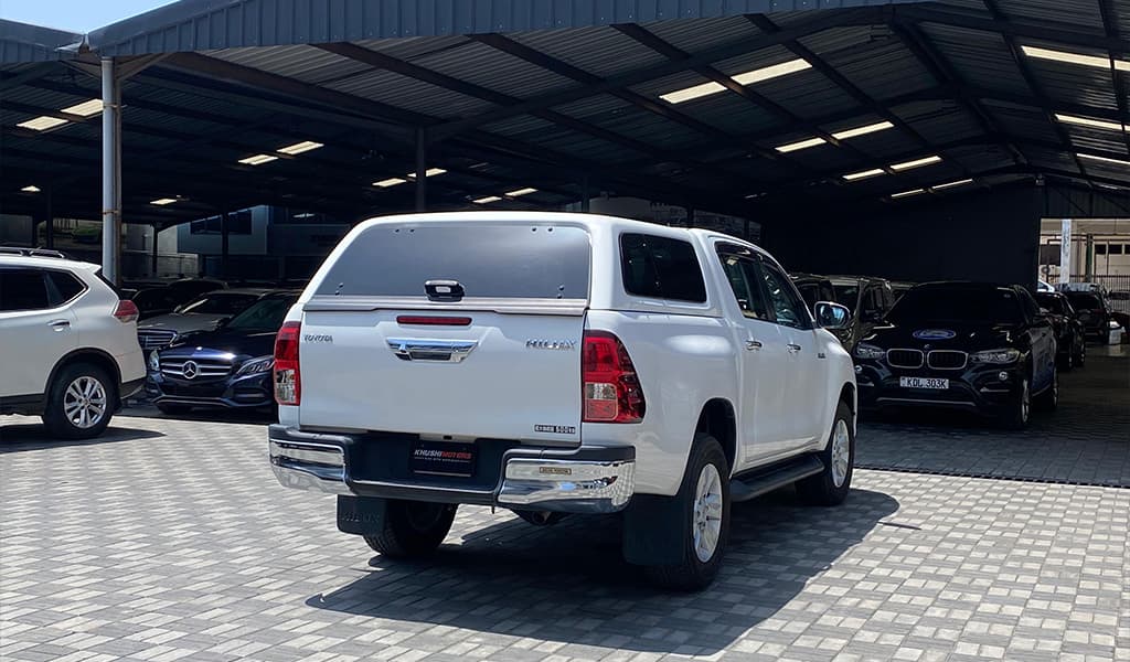 2018 Toyota Hilux image-12