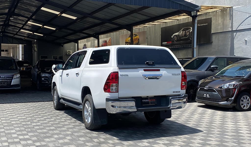 2018 Toyota Hilux image-13