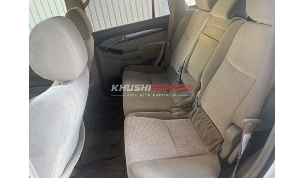 2002 Toyota Land Cruiser Prado image-2