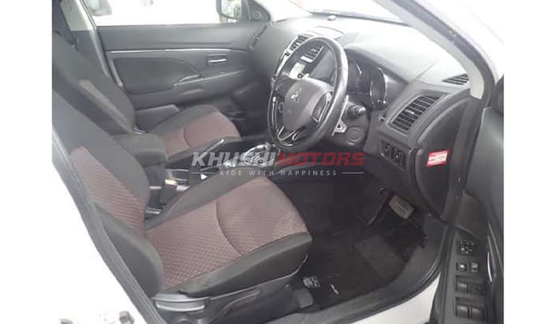 2017 Mitsubishi Rvr G image-2
