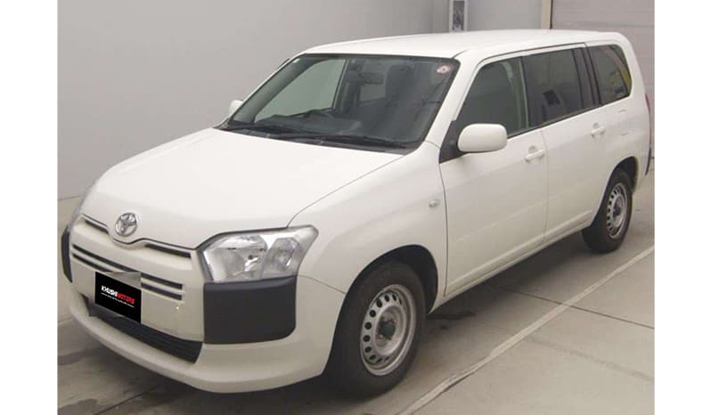 2017 Toyota Succeed image-4