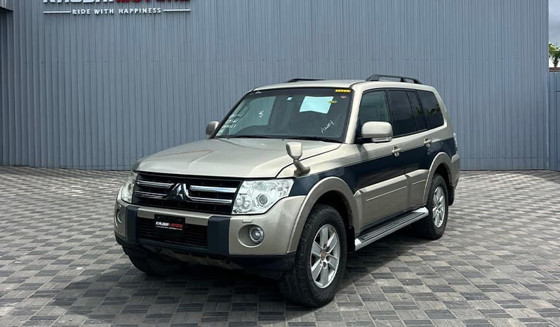 2007 Mitsubishi Pajero image-24