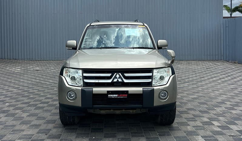 2007 Mitsubishi Pajero image-25