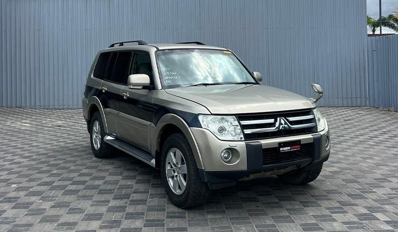 2007 Mitsubishi Pajero image-26