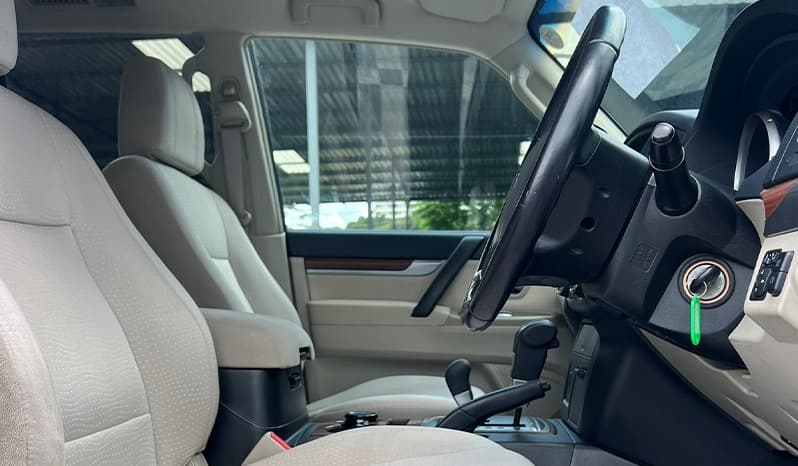 2007 Mitsubishi Pajero image-33
