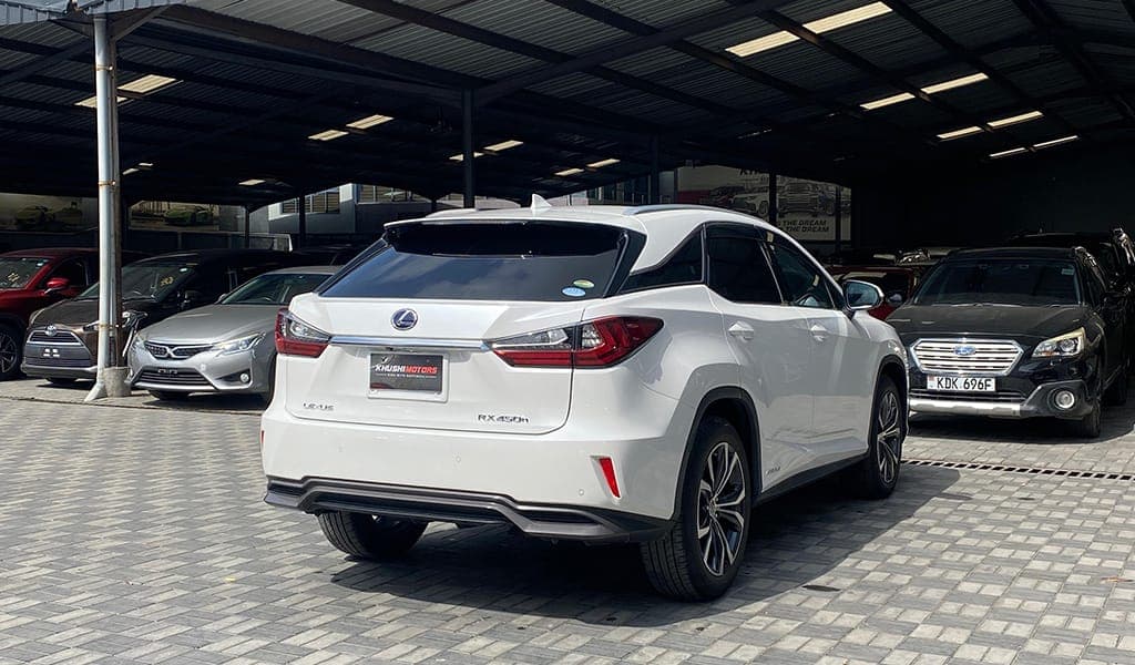 2017 Lexus Rx450 image-16